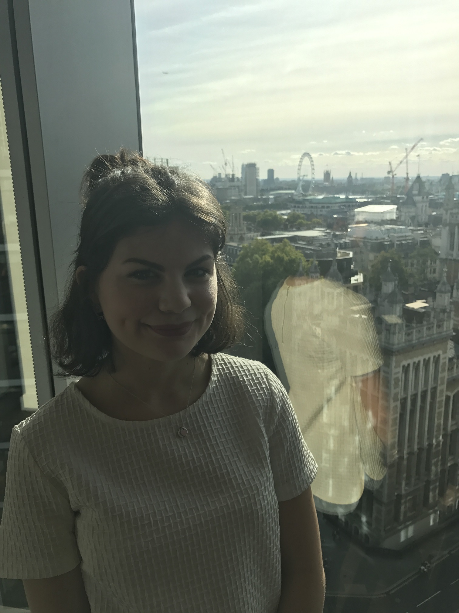 Research on parrots image